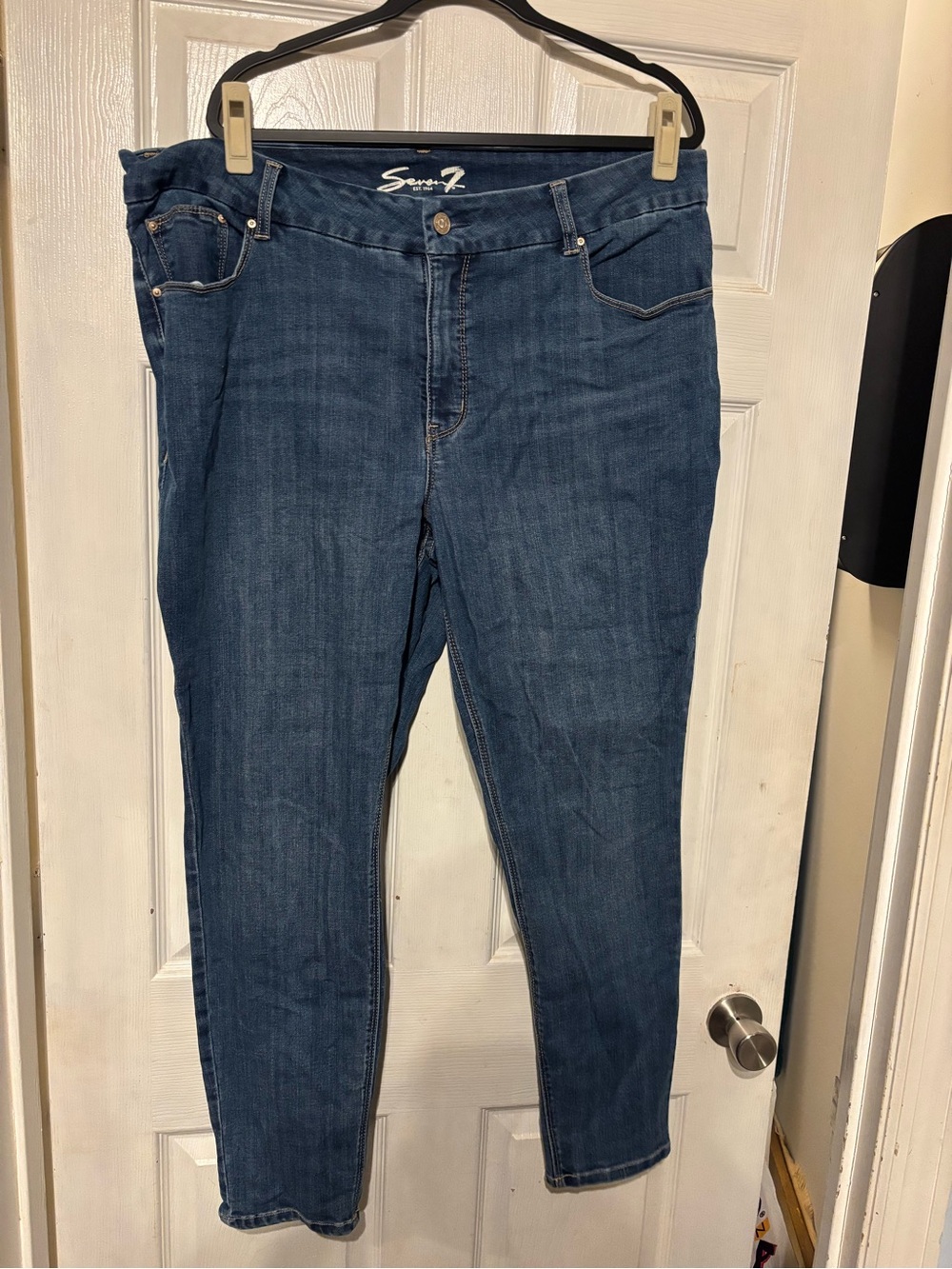 Seven7 Women's Indigo Skinny Jeans